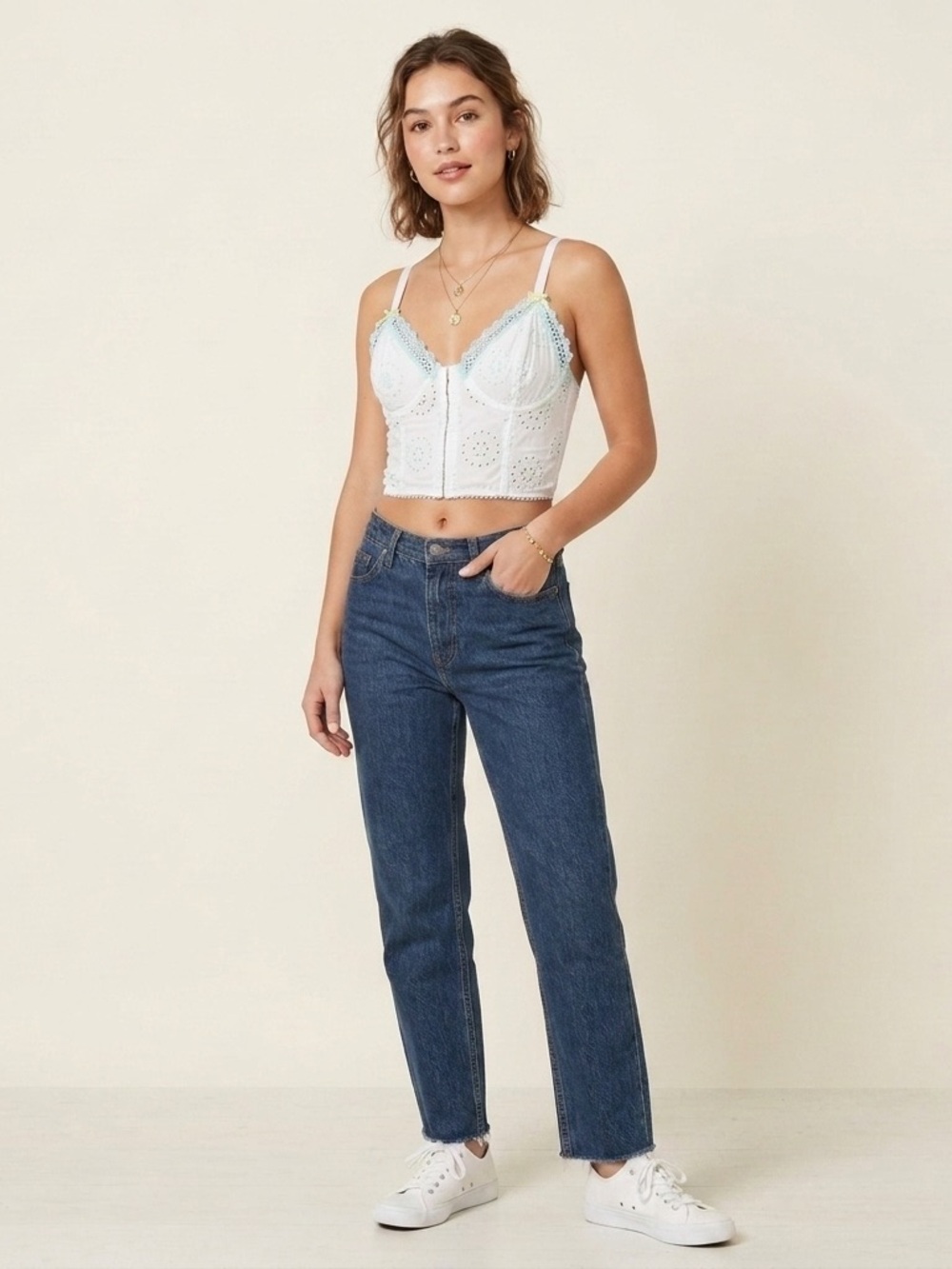 Very demure, very cutesy Victoria's Secret eyelet white corset bra top 34B